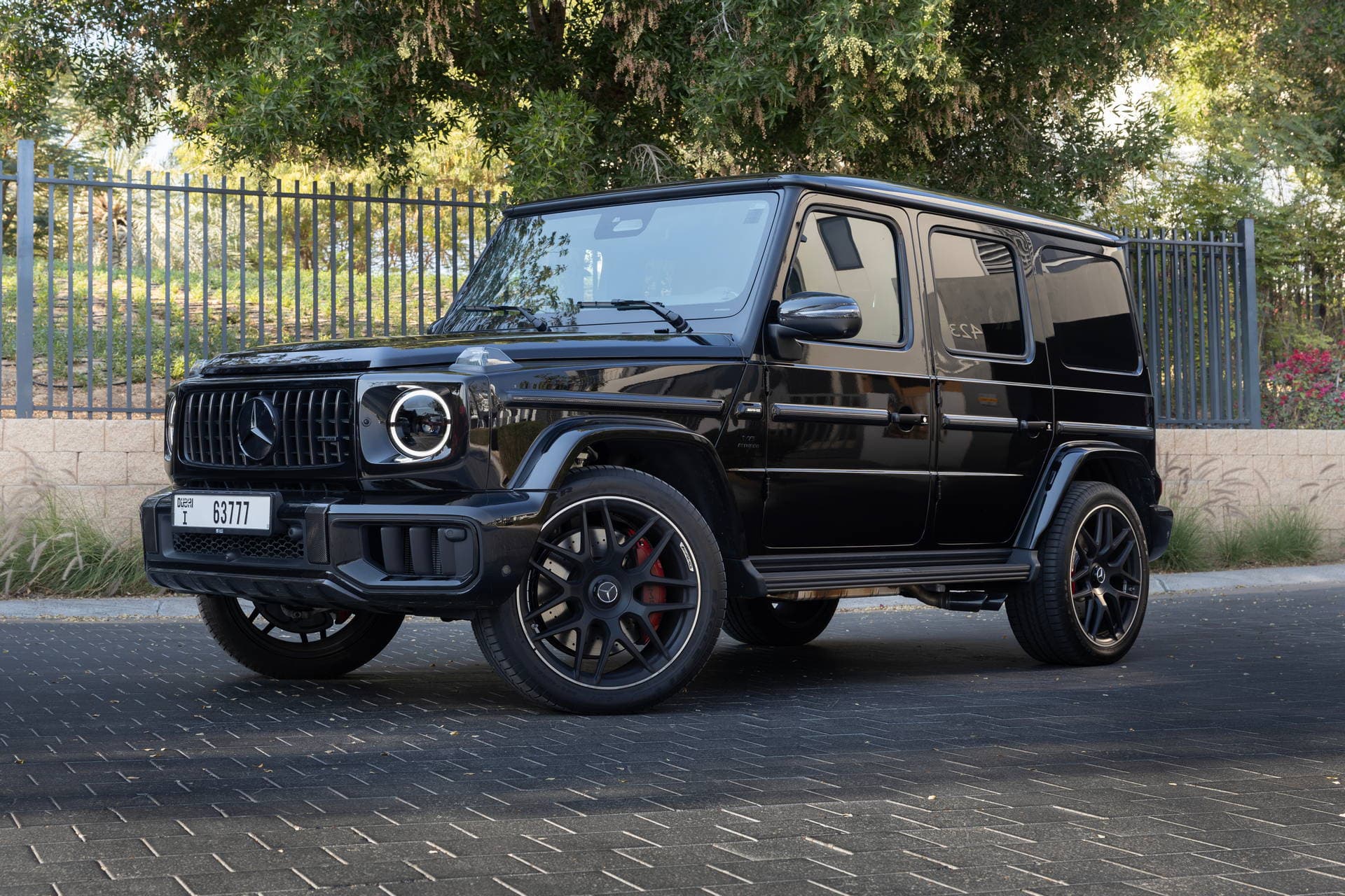 Mercedes G63 2025 — صورة المركبة 1