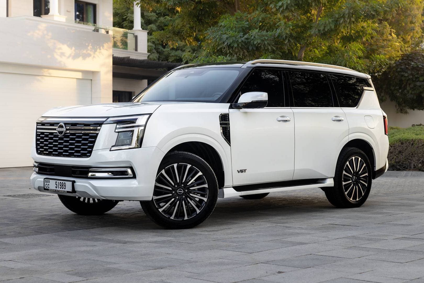Nissan Patrol Platinum Twin Turbo V6T 2025 — صورة المركبة 1