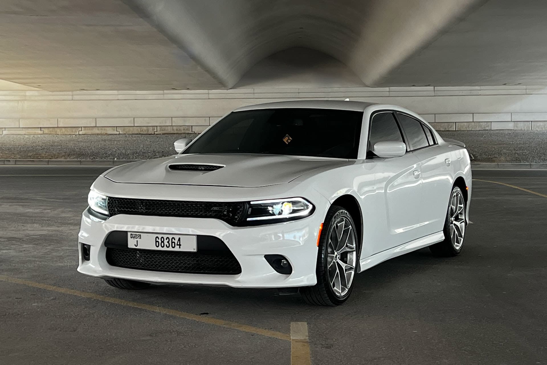 Dodge Charger 2022 — صورة المركبة 1