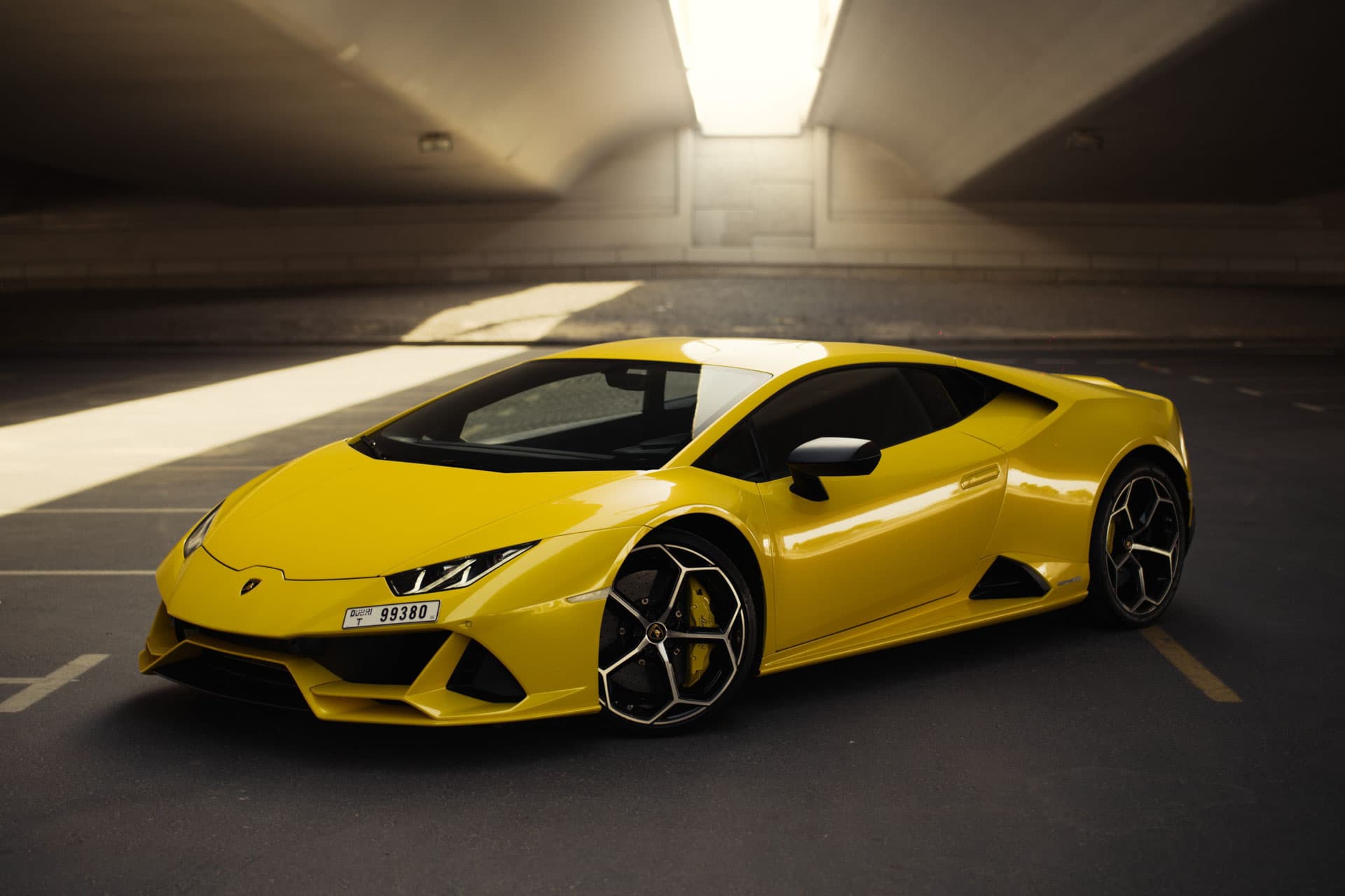 Lamborghini Huracan 2020 — صورة المركبة 1