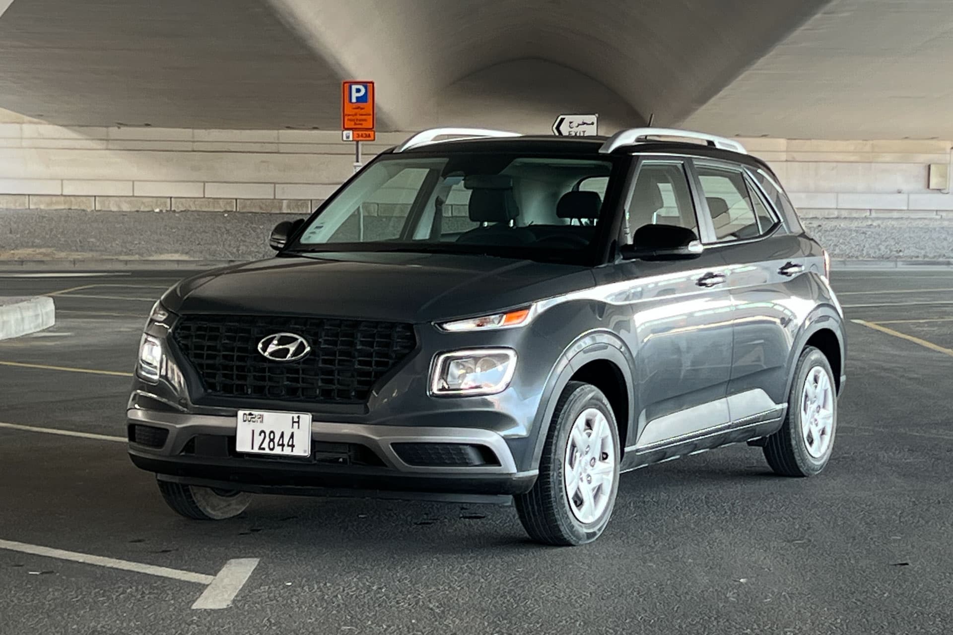 Hyundai Venue 2023 — Vehicle photo 1