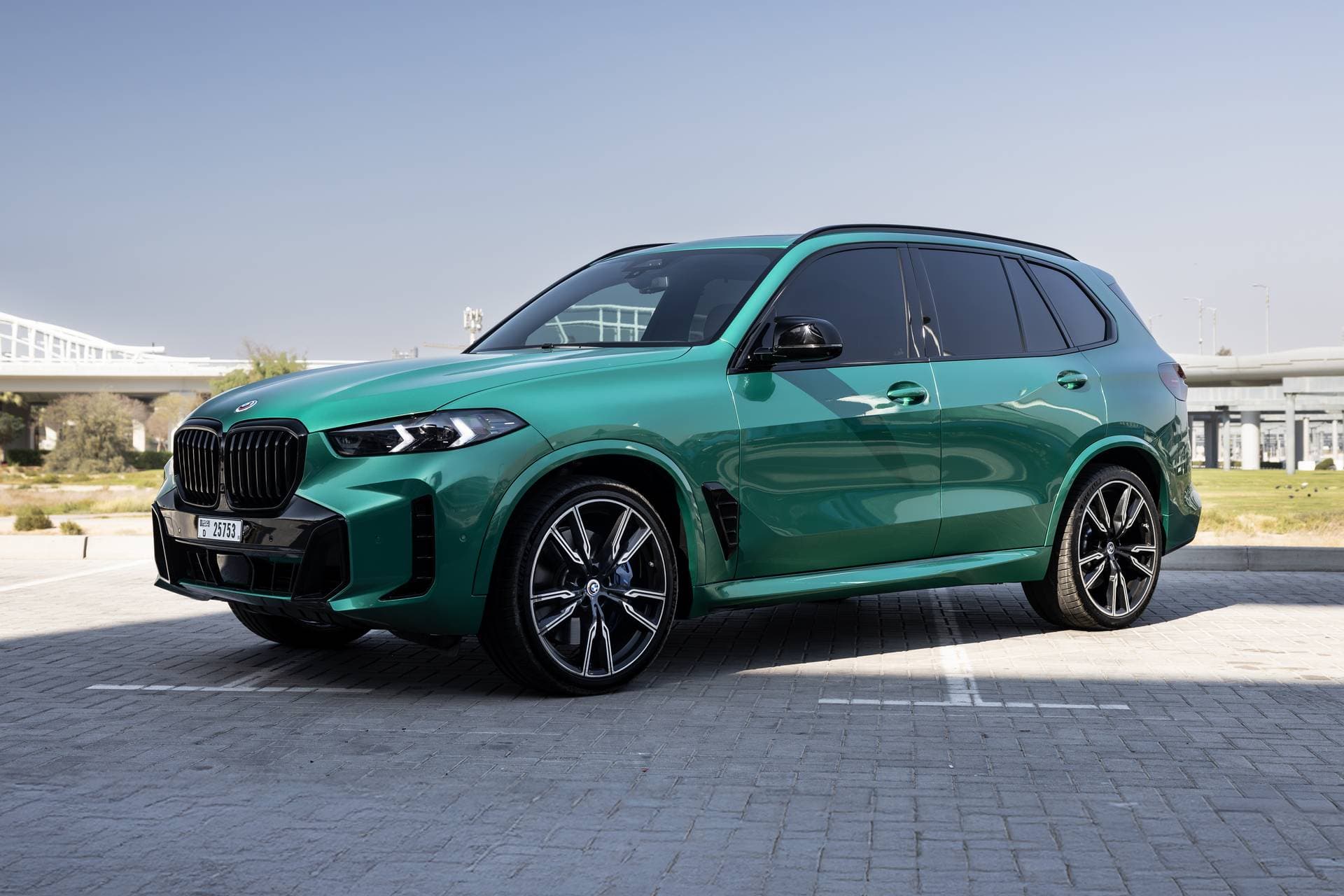 BMW X5 2024 — صورة المركبة 1