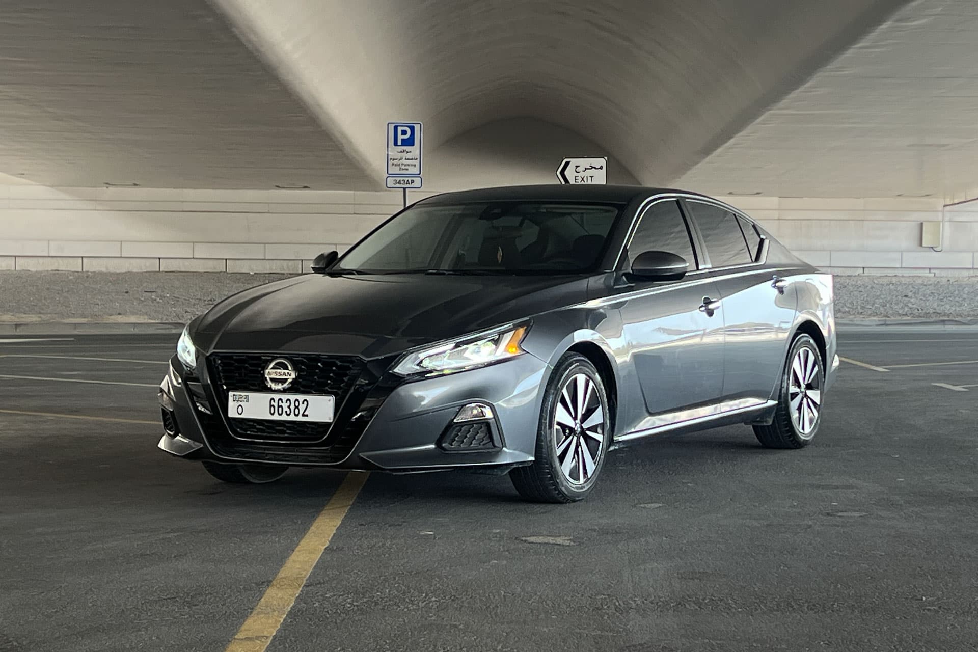 Nissan Altima 2021 — صورة المركبة 1