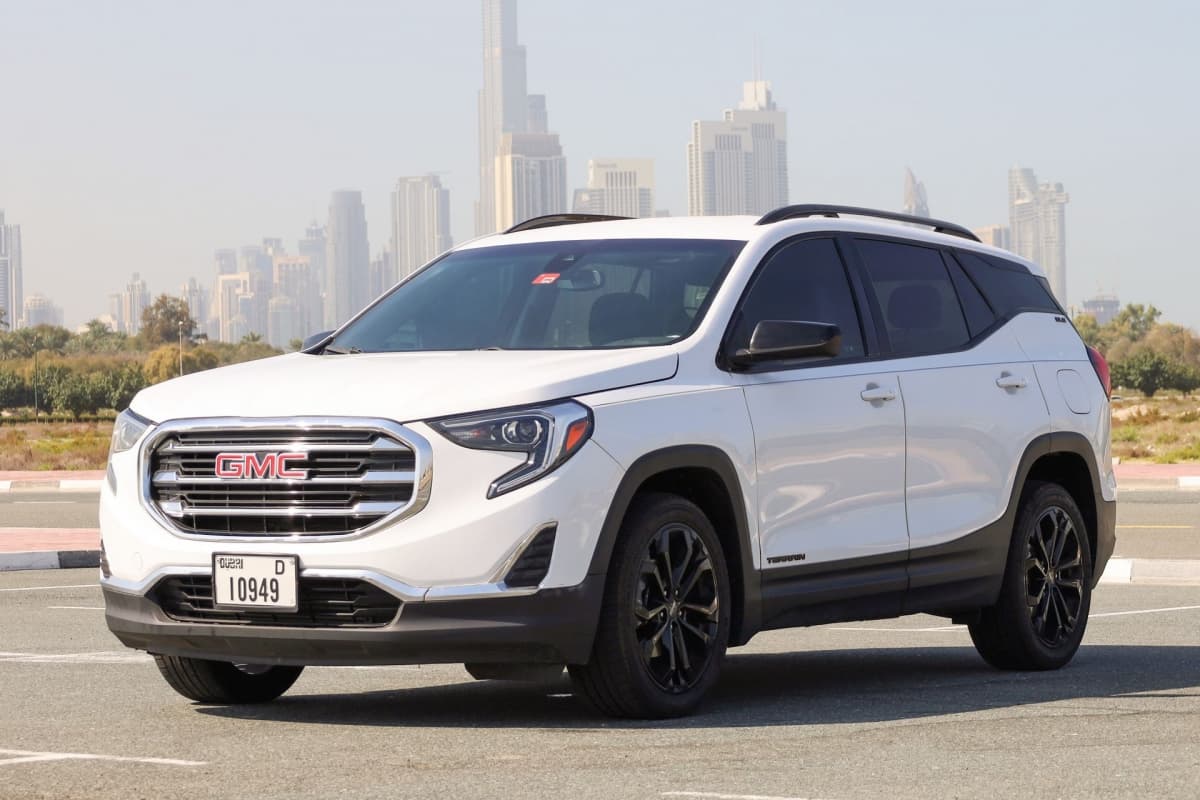 GMC Terrain 2020 — صورة المركبة 1