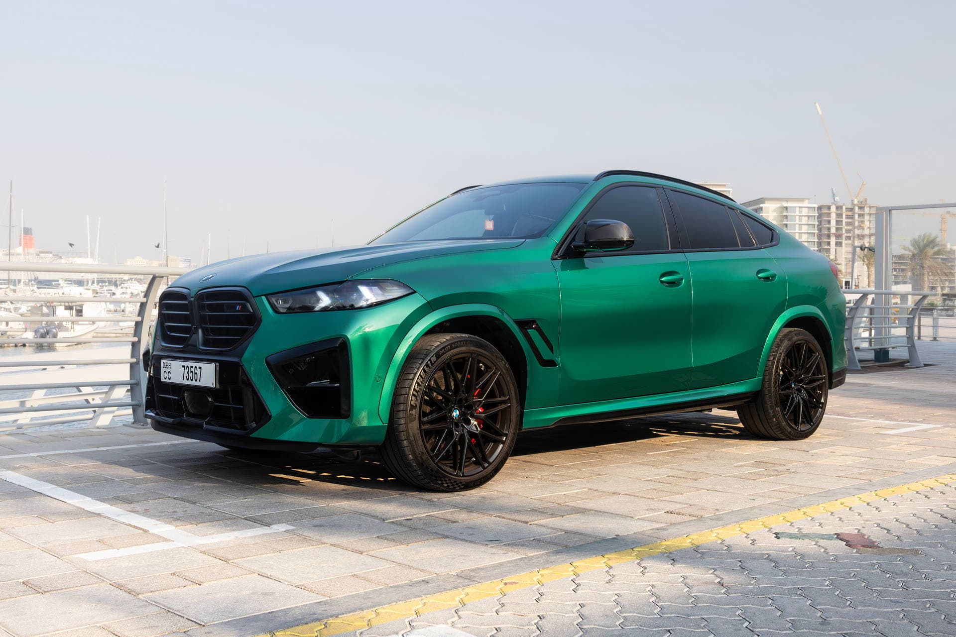 BMW X6M 2024 — صورة المركبة 1