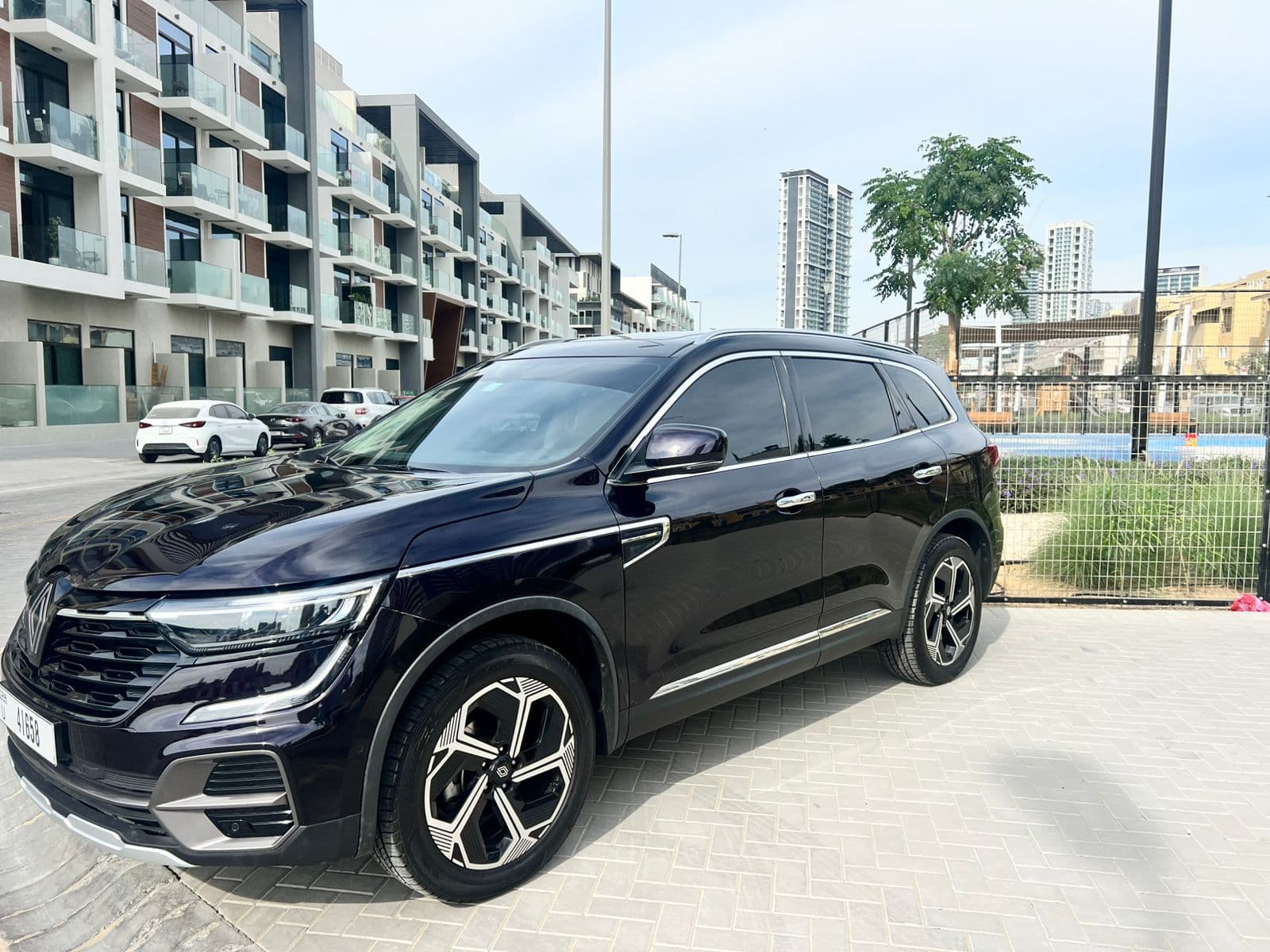 KOLEOS 2025 — Vehicle photo 1