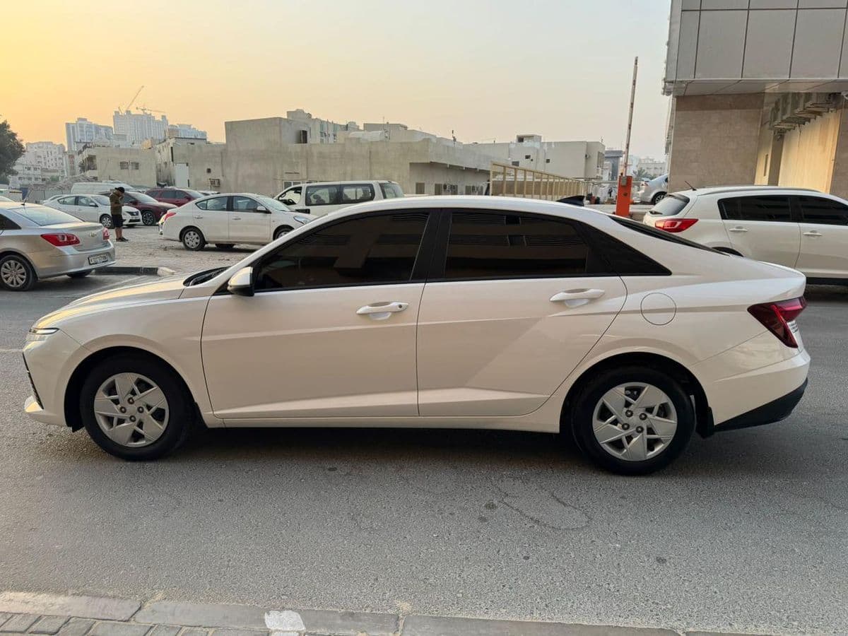 Hyundai Accent 2026 — صورة المركبة 1