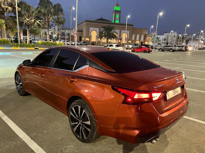 Destinations cars rental dubai