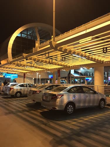 Budget Rent a Car | Dubai Airport Terminal 1 Arrivals
