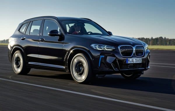 BMW iX3