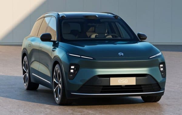 Nio ES8