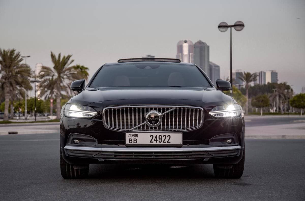 Volvo S90 Review: Scandinavian Luxury Meets Dubai Comfort