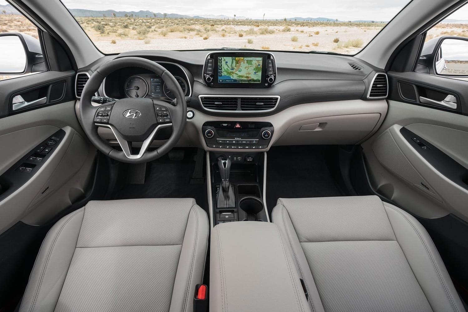 Hyundai Tucson Review – Versatile SUV for City and Desert Driving in Dubai
