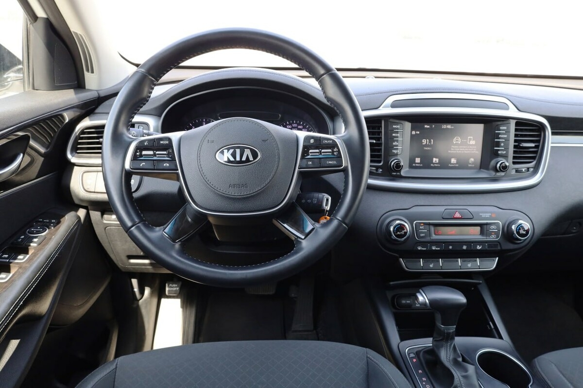 KIA SORENTO Review